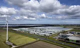 Datacenter van Microsoft op het bedrijventerrein Agriport in de Wieringermeerpolder.