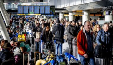 vijfde dag vol ellende op Schiphol