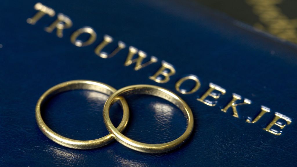 Rechter zet streep door huwelijksakte vanwege ChatGPT-toespraak babs