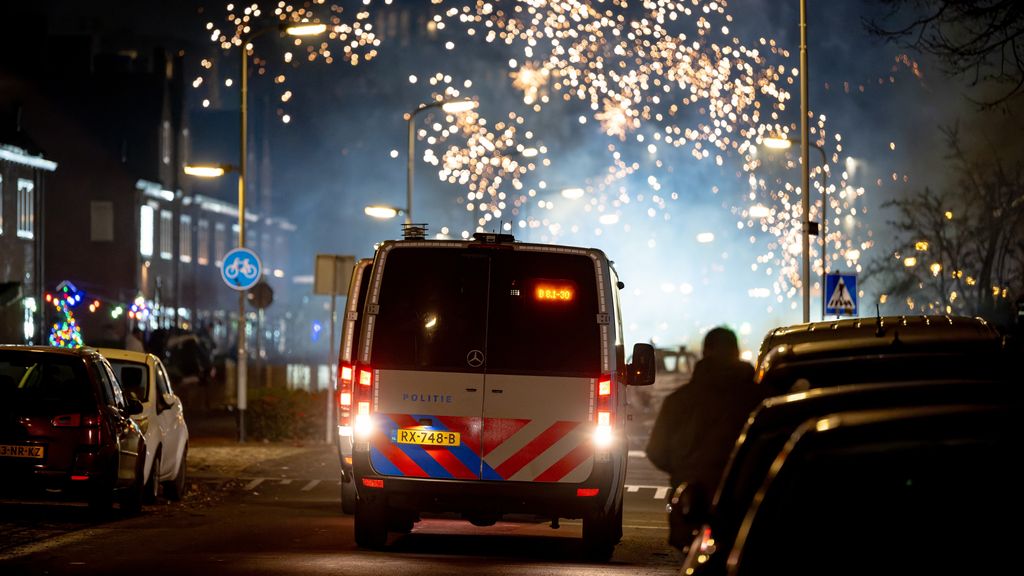 Snelrechter legt eerste celstraffen op voor geweld bij jaarwisseling