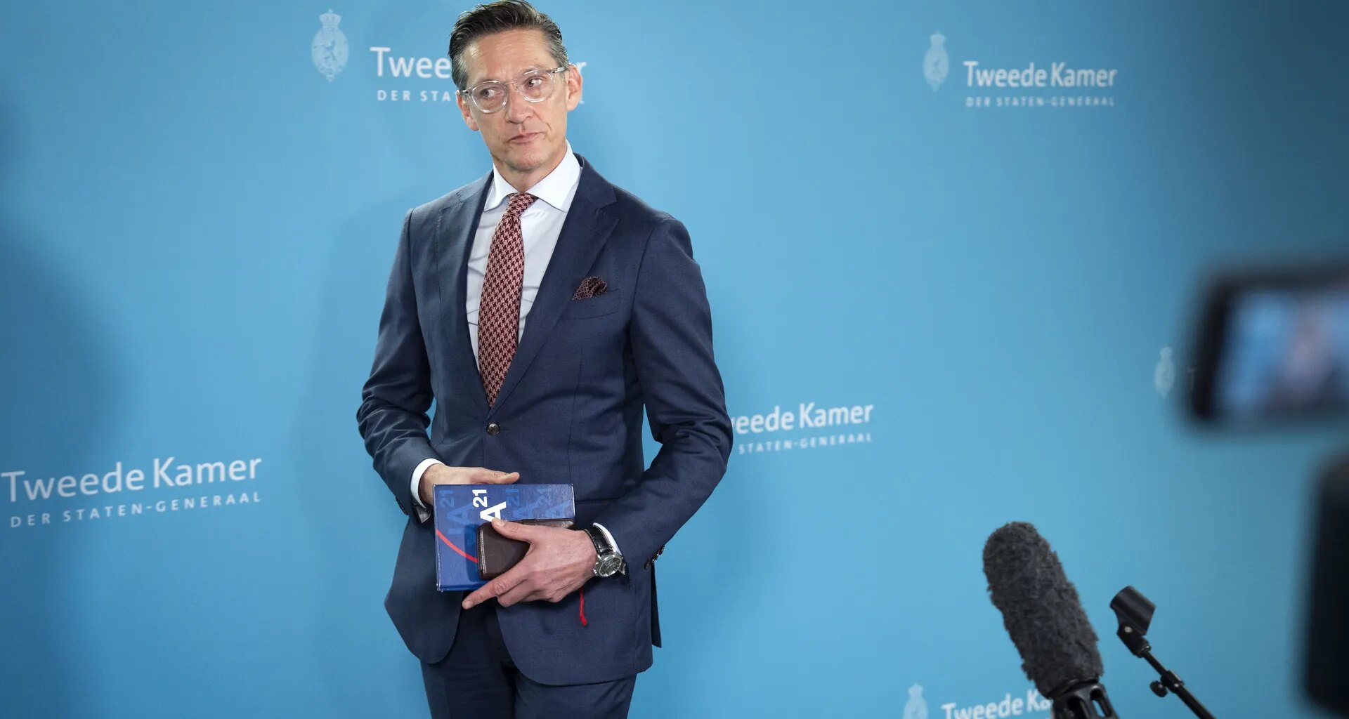 Een cruciale formatieweek en de schaduw van JA21 - Joop