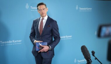 Een cruciale formatieweek en de schaduw van JA21 - Joop