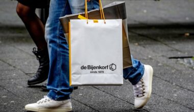 De Bijenkorf schrapt 167 banen, 'markt verandert snel'