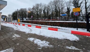 112 nieuws: Ongeluk met hoogwerker in Ommen