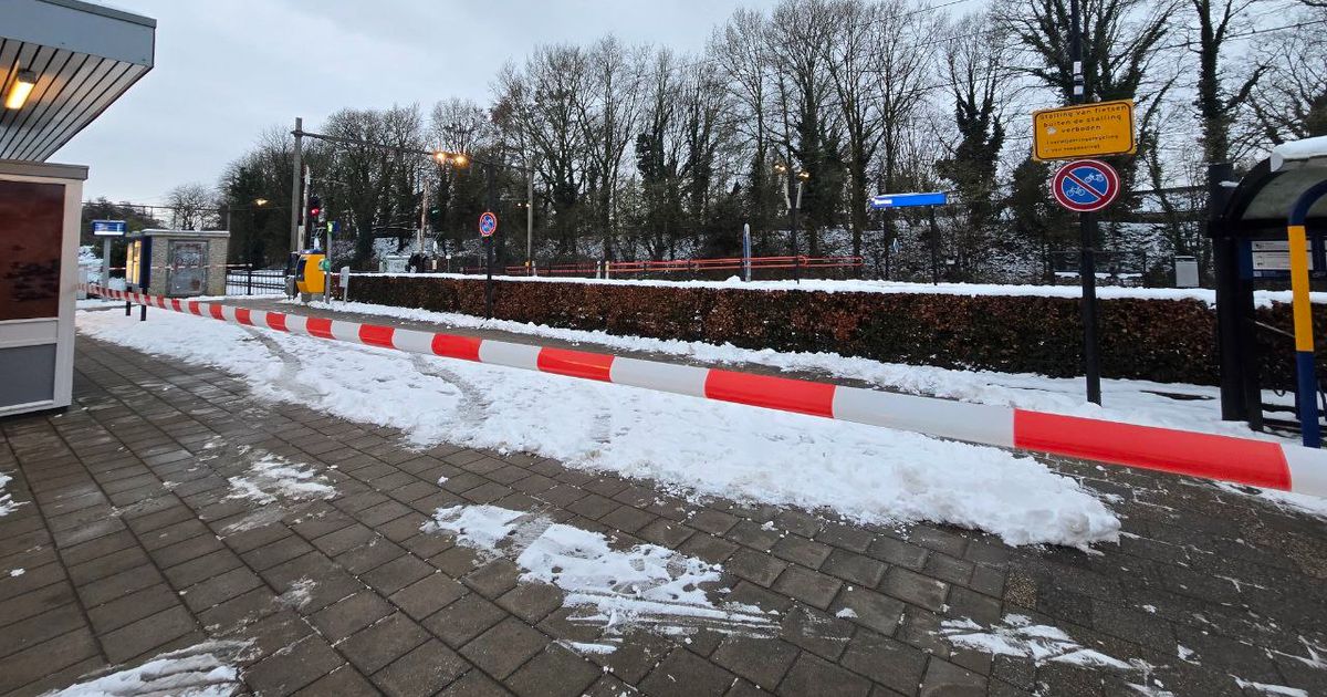 112 nieuws: Ongeluk met hoogwerker in Ommen