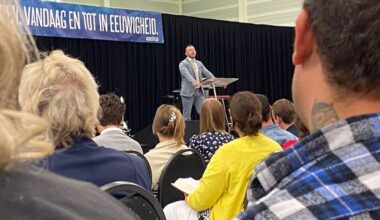 Al langer zorgen over gearresteerde gebedsgenezer Tom de Wal