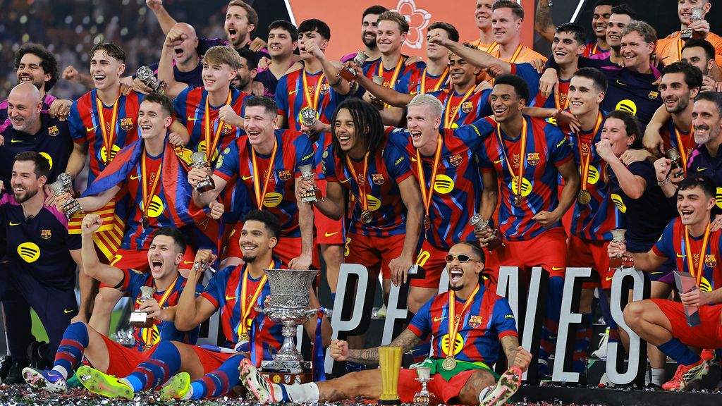 Barcelona wint zinderende Supercup van Real Madrid, De Jong krijgt rood in slotfase