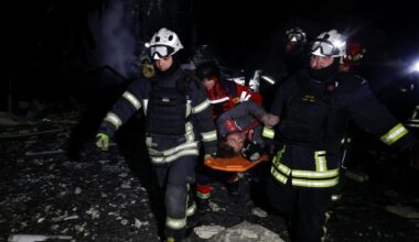 Nieuwe Russische aanvallen op Kyiv en Charkiv: energiecentrale geraakt en doden