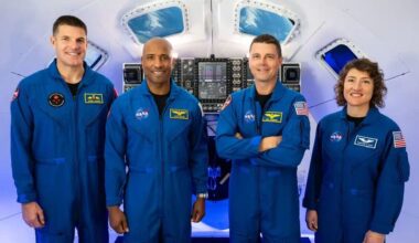 NASA-raket in startblokken voor eerste bemande maanvlucht sinds 1972