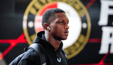 'Dramatisch nieuws over Read: 'Goed gedaan, Van Persie..."