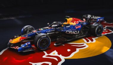 Red Bull presenteert nieuwe F1-kleurstelling voor Max Verstappen en Hadjar in 2026
