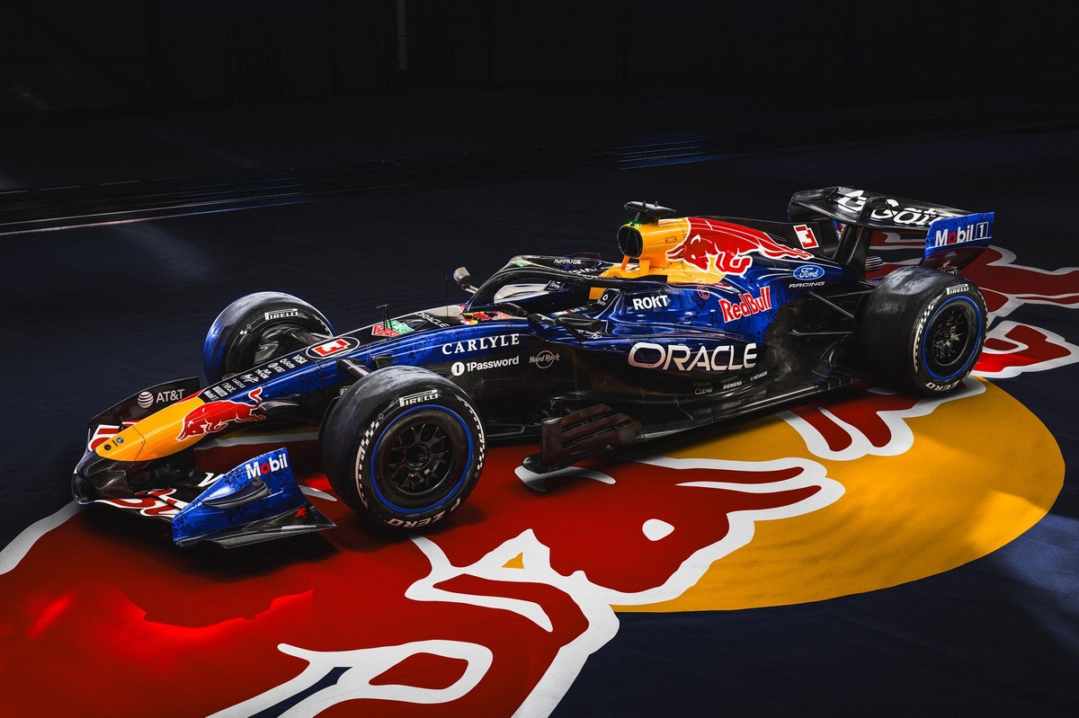Red Bull presenteert nieuwe F1-kleurstelling voor Max Verstappen en Hadjar in 2026