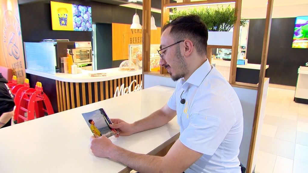 Mohamad vluchtte voor de oorlog in Syrië, vijf jaar later is hij restaurantmanager