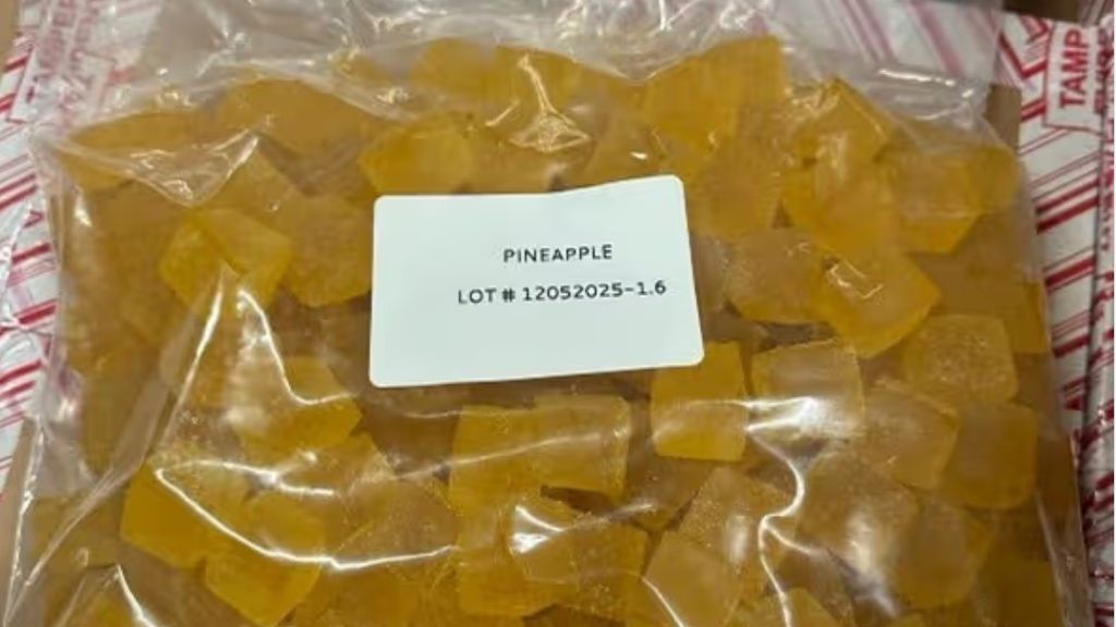 Douane Schiphol onderschept ruim 3000 kilo winegums en honing met THC