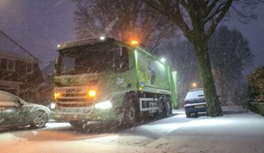 Niet overal wordt afval opgehaald door winterweer: afvaldiensten vragen begrip