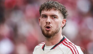 'Liverpool-speler Elliott kan op huurbasis naar Charlotte FC'