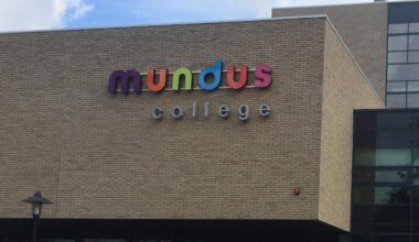 'Extra toezicht bij Mundus College na schietpartij waarbij twee tieners om het leven kwamen'