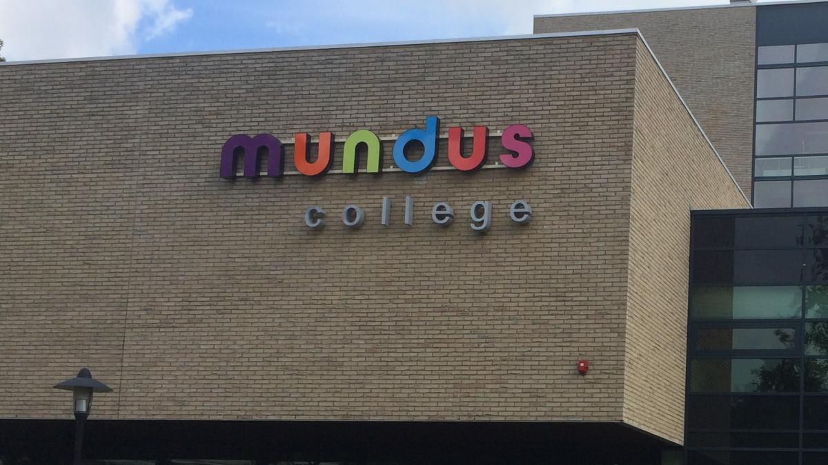 'Extra toezicht bij Mundus College na schietpartij waarbij twee tieners om het leven kwamen'