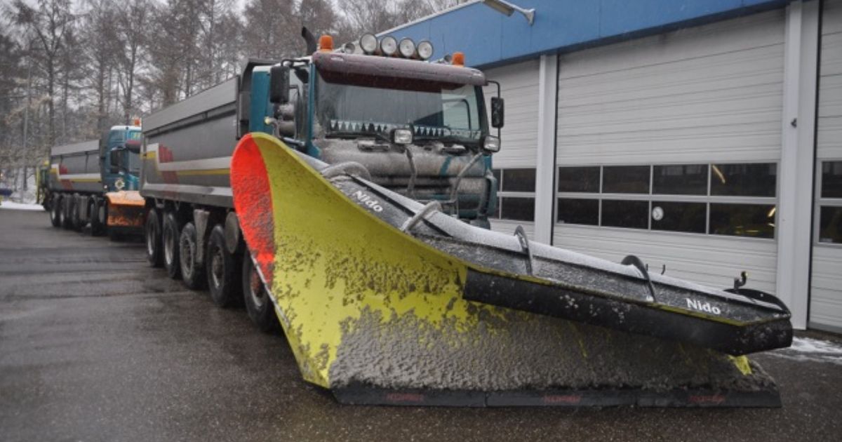 Wegen schoon houden gaat moeizaam, wel speciaal materieel tegen sneeuwduinen