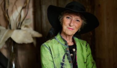 Eerst bidden, dan schilderen. Kunstenares Anneke Kaai kan niet anders dan in die volgorde werken