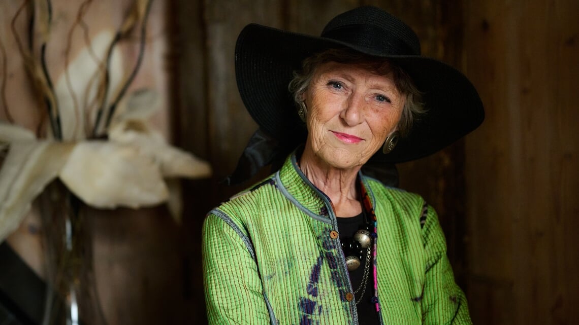 Eerst bidden, dan schilderen. Kunstenares Anneke Kaai kan niet anders dan in die volgorde werken