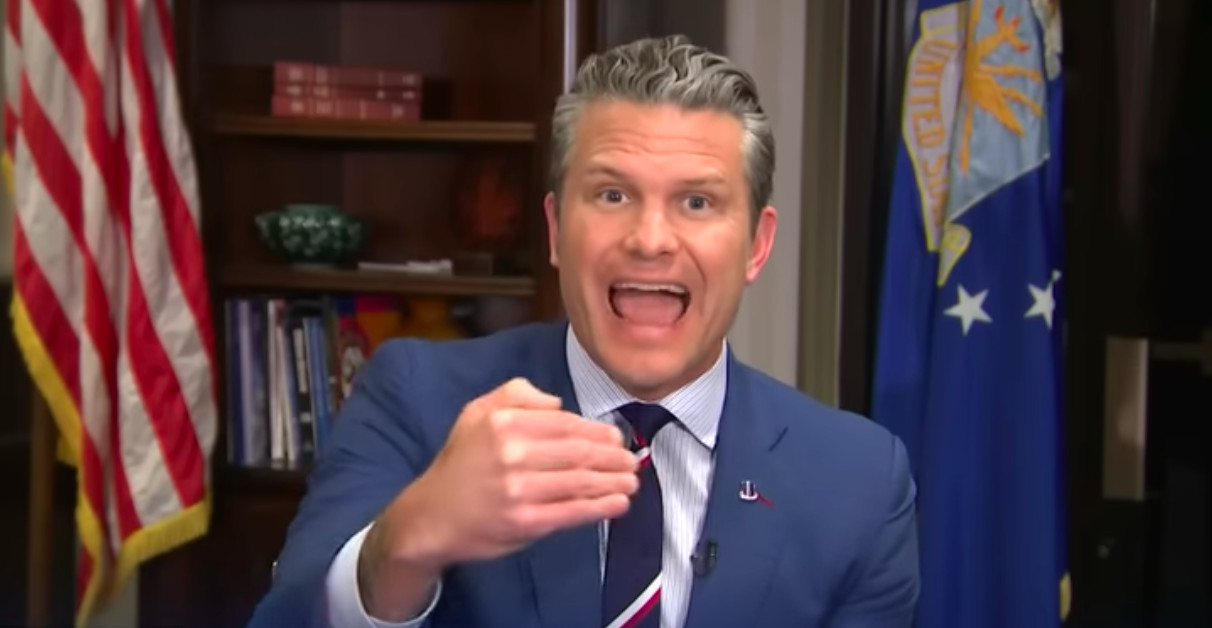 Trump dag 351: Standaard kindervaccinaties van 17 naar 11, Hegseth verlaagt rang en pensioen Kelly, Hilton weigert immigratie-agenten, Trump-regering sluit restaurant na 'No ICE welcome' bord, Machado wil Nobelprijs delen met Trump