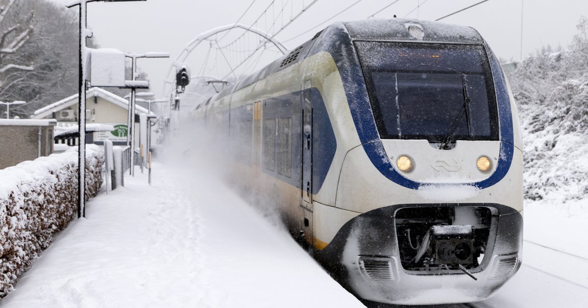 Een goed pak sneeuw en dus chaos onderweg, maar waarom eigenlijk? 'In Zwitserland anders geregeld'