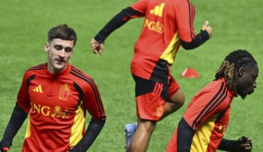 Vanhaezebrouck kiest beste Belg in het buitenland met Doku en Saelemaekers