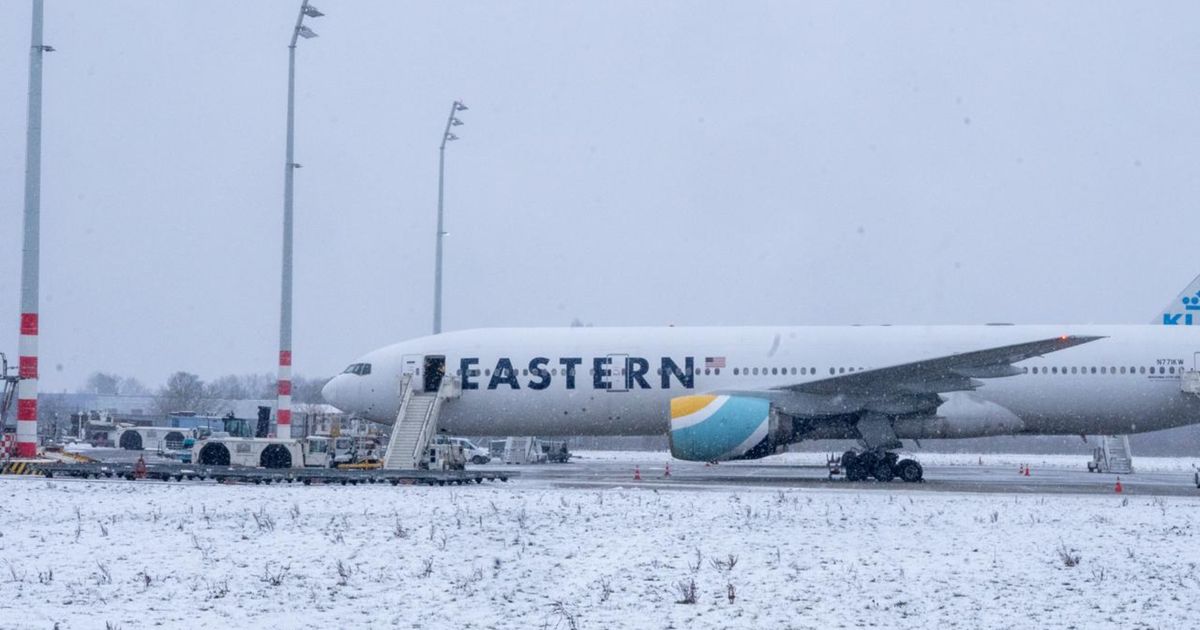 Vluchten wijken uit naar MAA na hevige sneeuwval in de rest van het land - L1 Nieuws