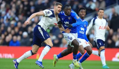 Bosman wilde Brobbey helpen met koppen