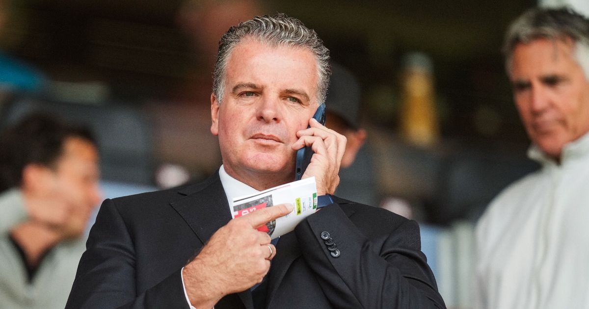 Weinig vertrouwen in Te Kloese: ‘Eventuele nieuwe trainer mag hij niet aanstellen'