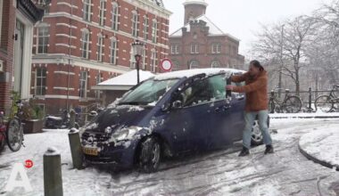 Glibberen en glijden over de grachten door de sneeuw: "Snap nu waarom niemand hier rijdt"