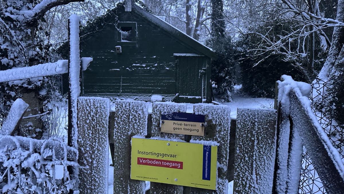 Krakers krijgen onderkomen toegewezen, duo kan 'levensgevaarlijke' bouwval verlaten