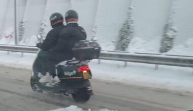 Zelfs tijdens code oranje rijdt huurscooter op A10: "Amsterdam wordt steeds gekker"