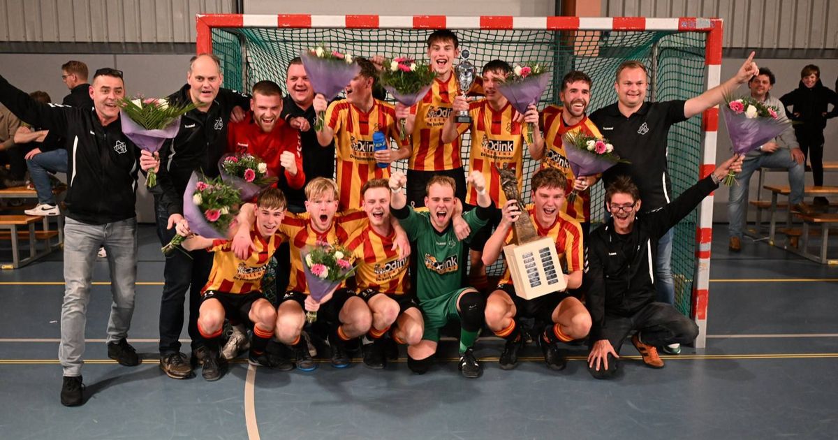 VAKO verslaat Marum en wint Leekster Voetbalgala