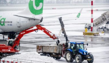 Rotterdam The Hague Airport: nog geen vliegtuig geland of vertrokken, toestel wijkt uit naar België - Omroep West