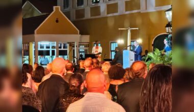 Nieuwjaarstoespraak Gouverneur benoemt risico’s van toeristische groei