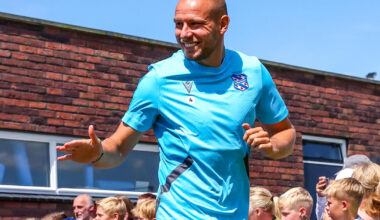 Van Beek geniet in Qatar: "Dan deelt de sjeik enveloppen…