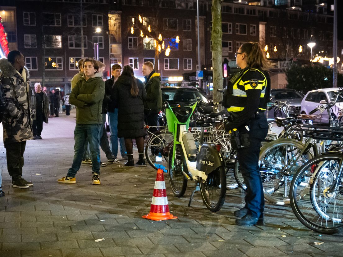 De politie doet onderzoek naar de toedracht