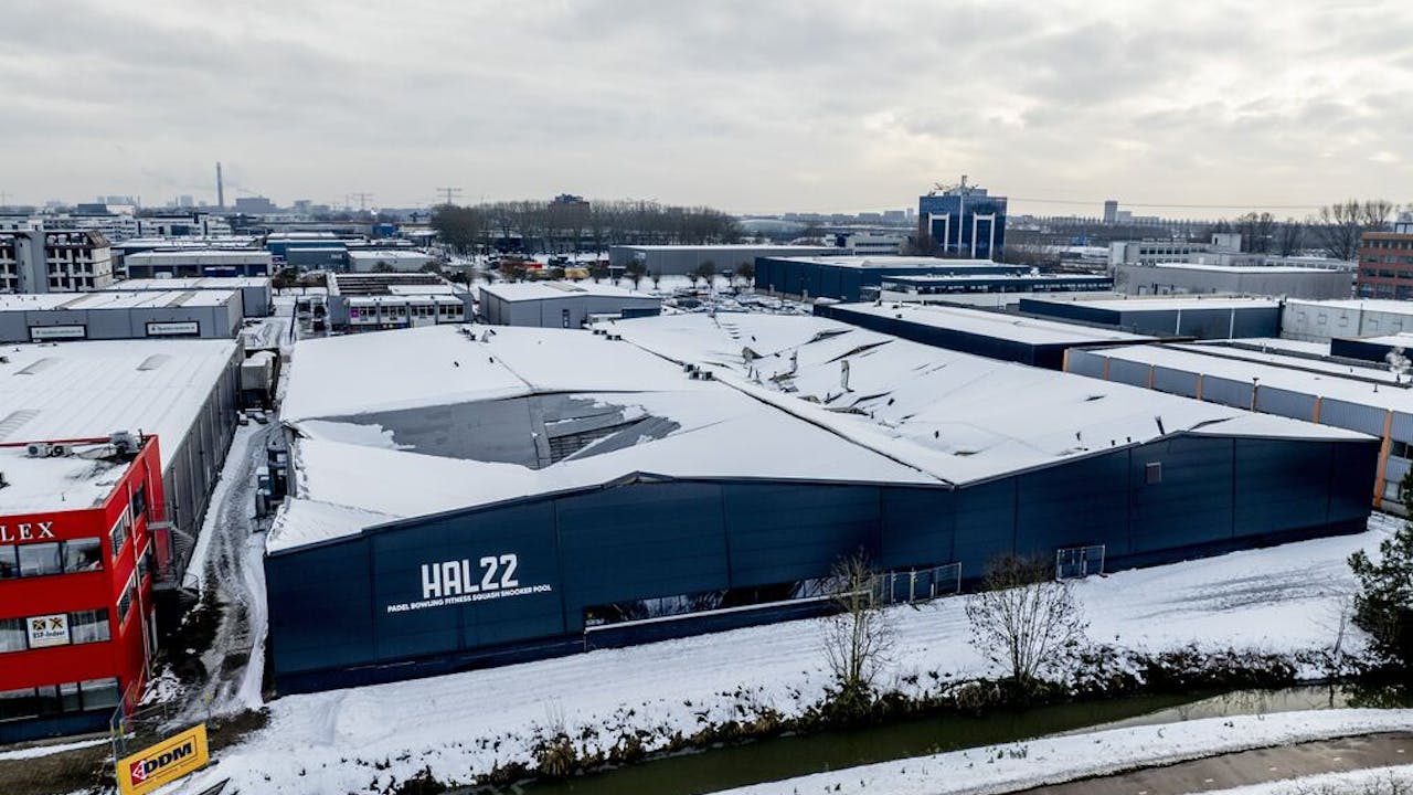 ‘Daken in Nederland zijn te plat om smeltwater goed af te voeren’ - Het Financieele Dagblad