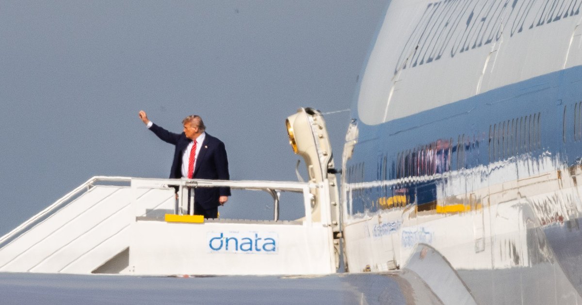 VS-president Donald Trump verlaat de NAVO-top vanaf Schiphol, juni 2025