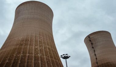 Veel gemeenten willen geen kerncentrale, maar Rotterdam en Voorne zien het wel zitten - Rijnmond