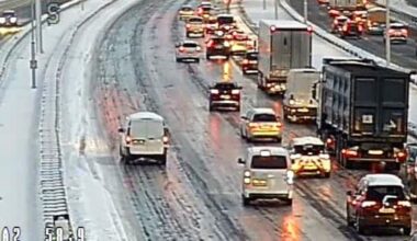 Chaotische avondspits door winterweer, geen bussen of trams en minder treinen - RTV Utrecht