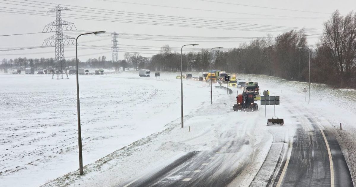 Waarom Groningen ondanks zware sneeuwval geen code rood krijgt