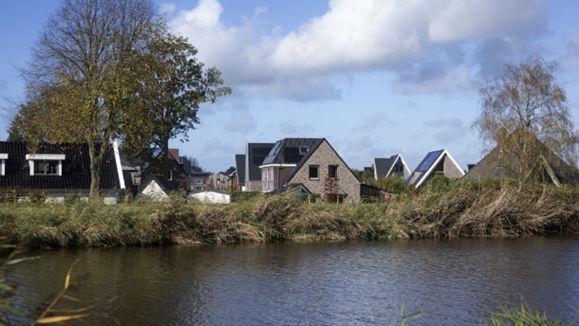 ‘Tijdelijke’ airbnb-huurder wil niet vertrekken. Huiseigenaar in Heerhugowaard woont in fietsenhok