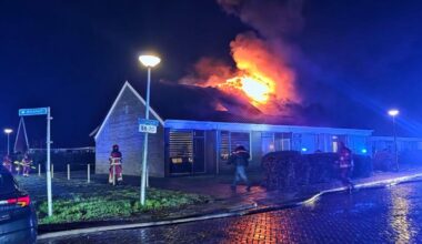112-nieuws: Brand in dak bij Nieuwe Pekela • NL-Alert: 'Bel alleen 112 bij levensbedreigende situaties'