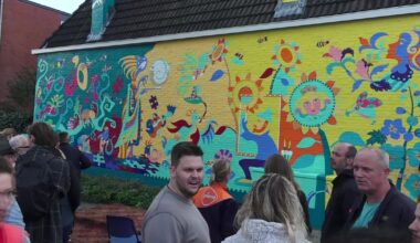 Muurschildering Vechtstraat moet echt weg, omwonenden geven strijd nog niet op