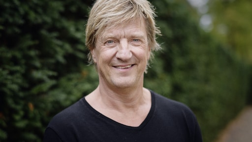 Wim Kieft vond afvalprogramma loodzwaar: 'Kippenpootjes mijn zwakke plek'