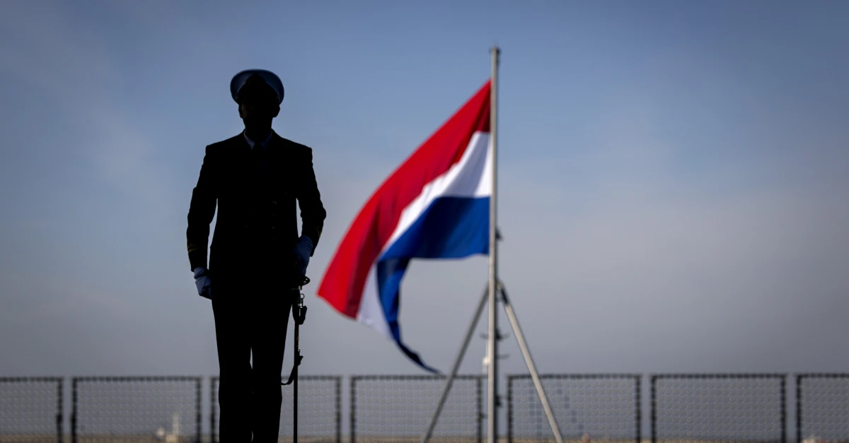 Nederland stuurt één militair naar Groenland voor NAVO-verkenningsmissie