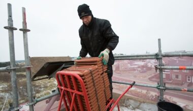 Drukte bij dakdekkers en loodgieters vanwege lekkages en waterschade door dooi